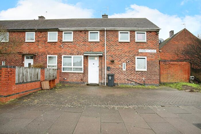 3 Bedroom Semi-Detached House For Sale In Glazebrook Square, Leicester, LE3