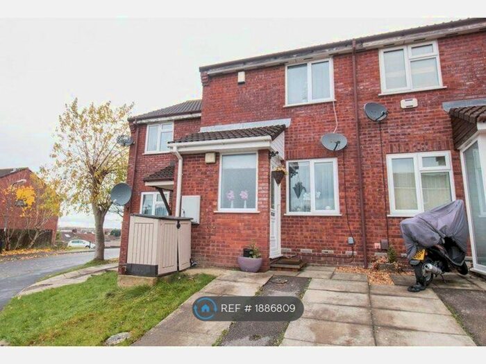 2 Bedroom Terraced House To Rent In Emra Close, Bristol, BS5