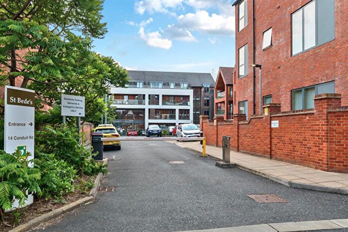 2 Bedroom Apartment For Sale In Conduit Road, Bedford, MK40