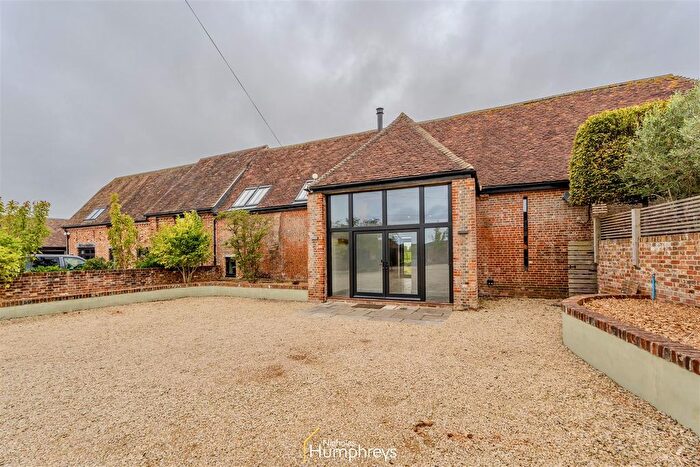 4 Bedroom Semi-detached House To Rent In Knowlton, BH21
