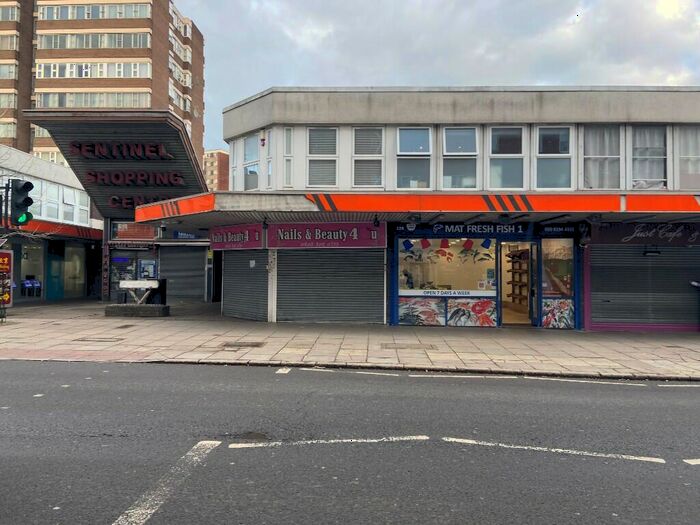 Studio To Rent In Sentinel Square, London, NW4