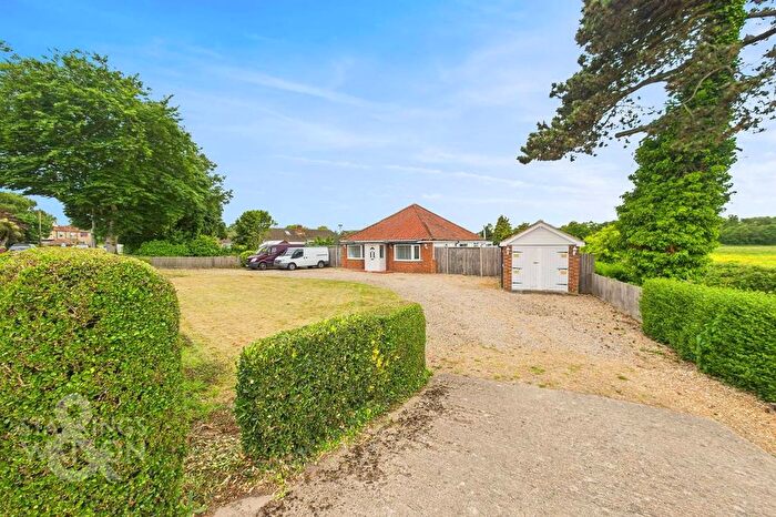 3 Bedroom Detached Bungalow For Sale In Old Road, Acle, Norwich, NR13