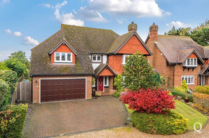 5 Bedroom Detached House For Sale In Doves Croft, Tunstall, Sittingbourne, ME9