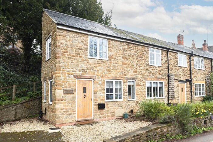 3 Bedroom Cottage For Sale In Swalcliffe, Oxfordshire, OX15