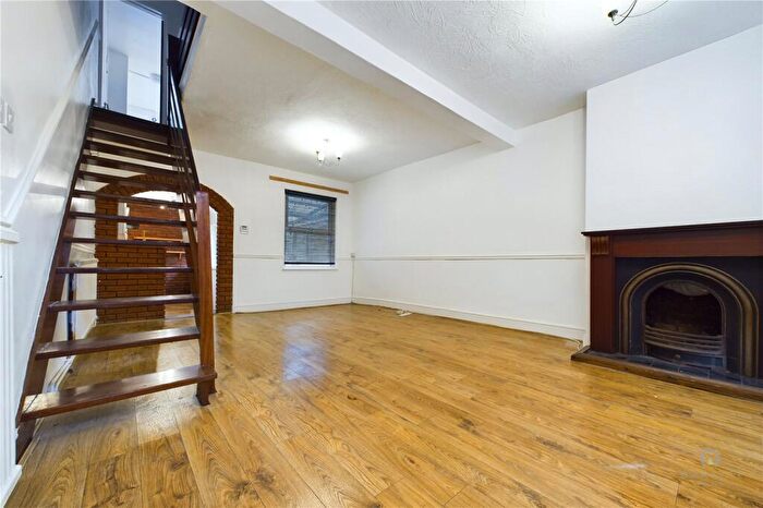 2 Bedroom Terraced House To Rent In Cloutsham Street, Northampton, Northamptonshire, NN1