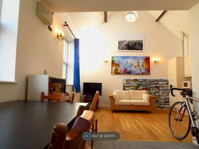 1 Bedroom Semi-Detached House To Rent In The Oaks, Street, BA16