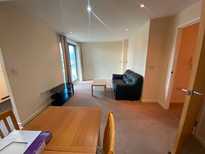 2 Bedroom Flat To Rent In Apartment, Salubrious Court, Salubrious Passage, Swansea, SA1