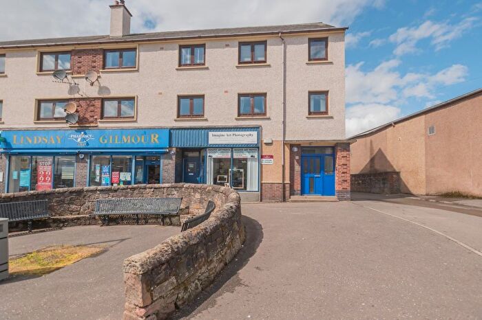 4 Bedroom Flat To Rent In Main Street, Sauchie, FK10