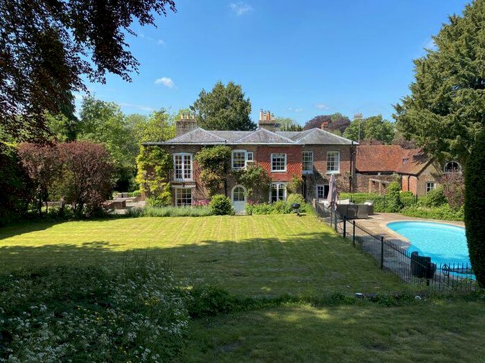 6 Bedroom Character Property To Rent In West Meon, Nr Petersfield / Winchester, Hampshire, GU32