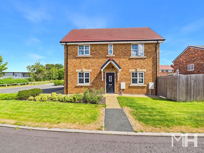 3 Bedroom Semi-Detached House For Sale In Swift Drive, Farington, Leyland, PR25