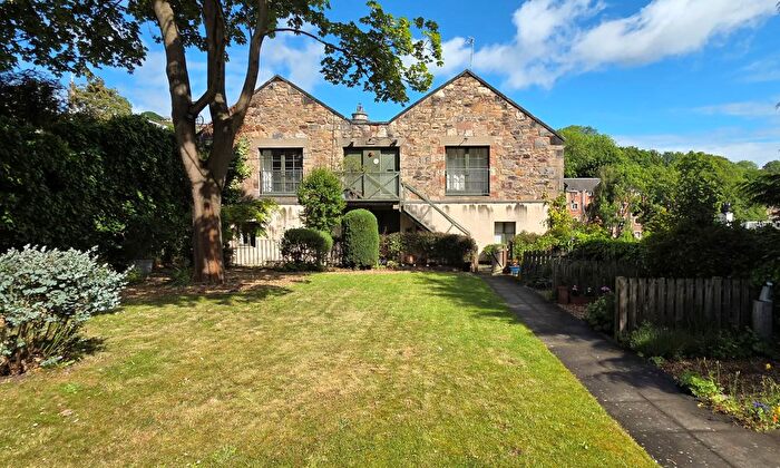 2 Bedroom Flat For Sale In Campbell's Close, Old Town, Edinburgh, EH8