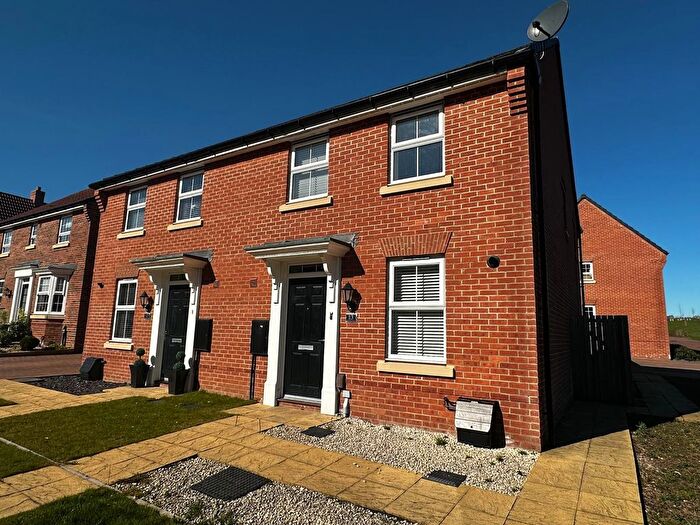 3 Bedroom Semi-Detached House To Rent In Brambling Grove, Wynyard, TS22