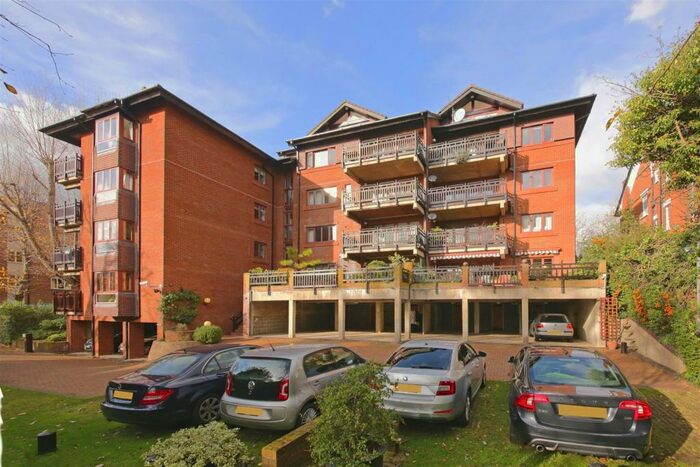 1 Bedroom Flat To Rent In Shepherds Hill, London, N6