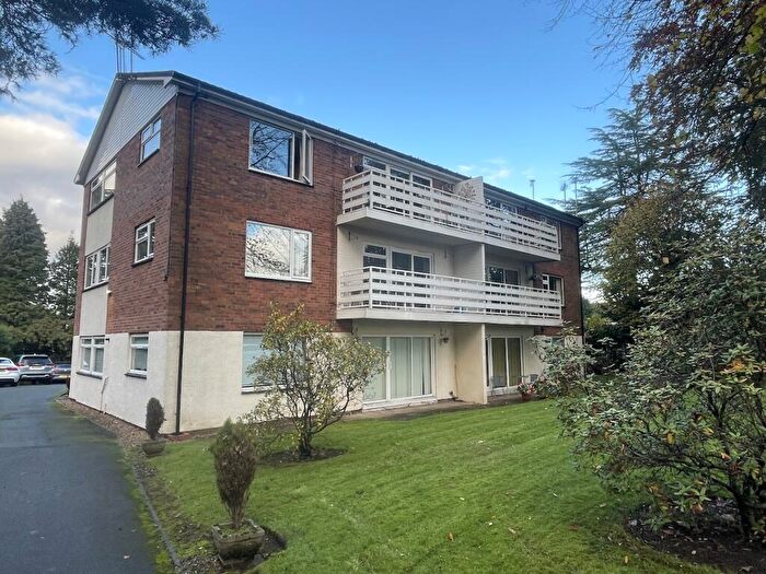 2 Bedroom Apartment To Rent In Pedmore - Pine Court, Redlake Road, DY9