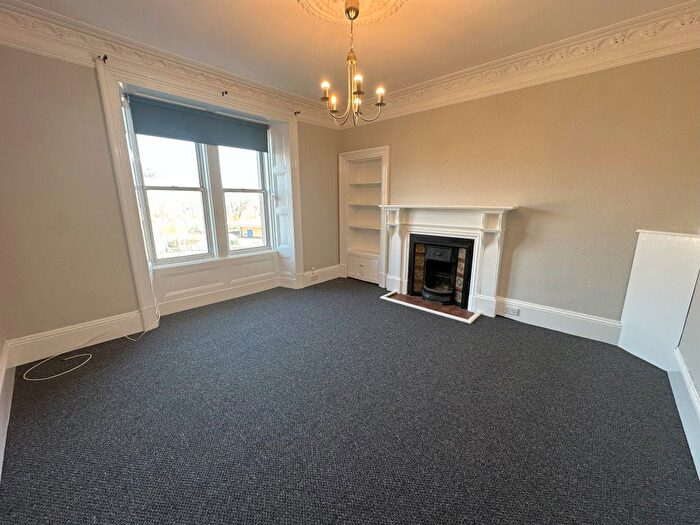 1 Bedroom Flat To Rent In Blackness Road, Dundee, DD2