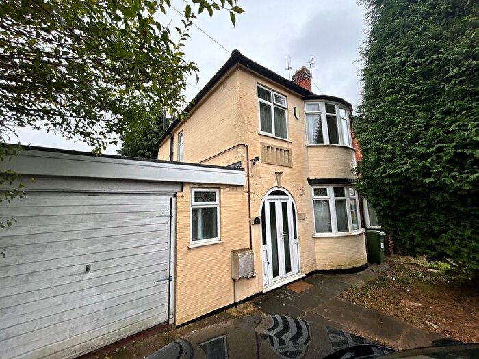 3 Bedroom Semi-Detached House To Rent In Harborough Road, Oadby, Leicester, LE2