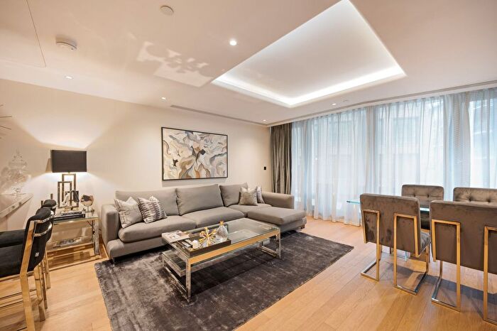 3 Bedroom Flat To Rent In John Islip Street, Westminster, SW1P