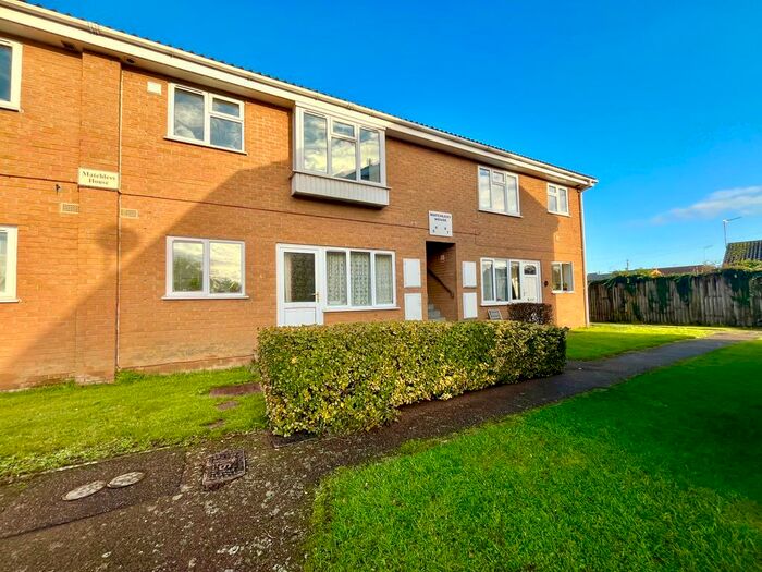 2 Bedroom Flat To Rent In St. Johns Chase, March, PE15