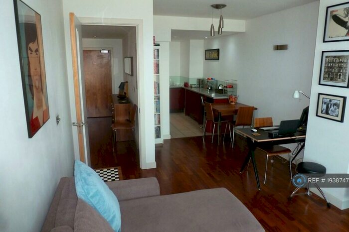 1 Bedroom Flat To Rent In Leftbank, Manchester, M3