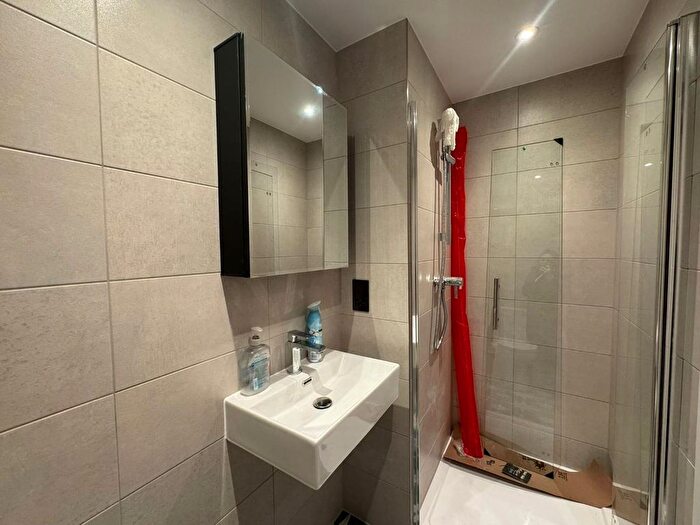 Property To Rent In Uxbridge Road, London, W12