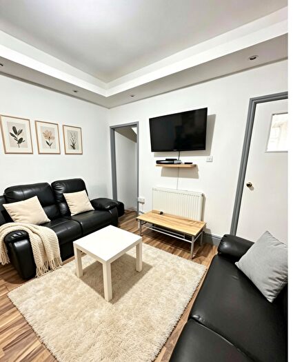 1 Bedroom Terraced House To Rent In Dawlish Road, Birmingham, B29