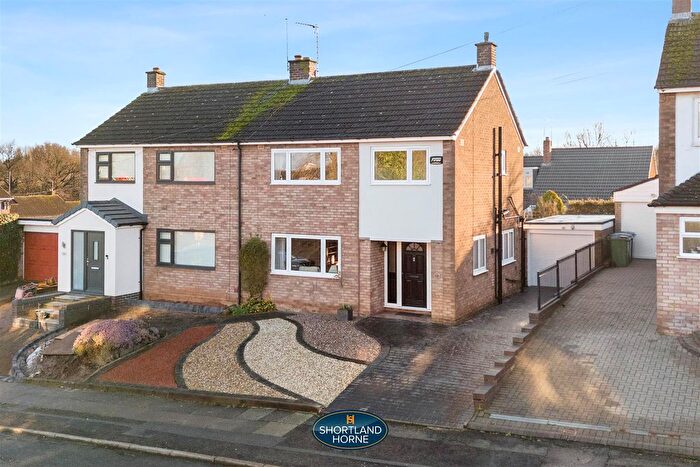 3 Bedroom Semi Detached House For Sale In Chatsworth Rise, Cheylesmore, Coventry, CV3