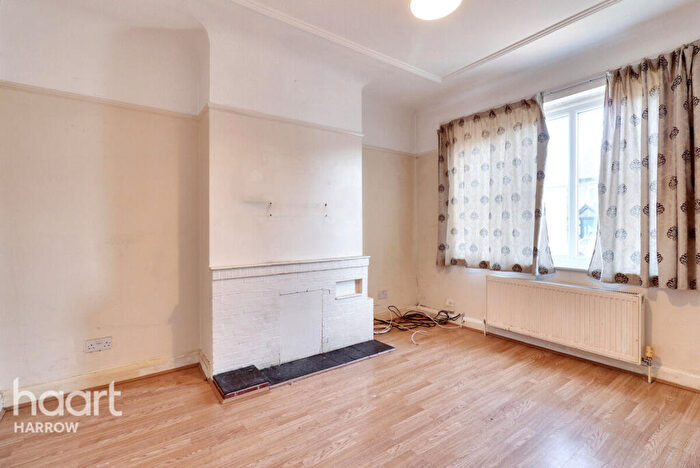 3 Bedroom Semi-Detached House For Sale In Uppingham Avenue, Stanmore, HA7