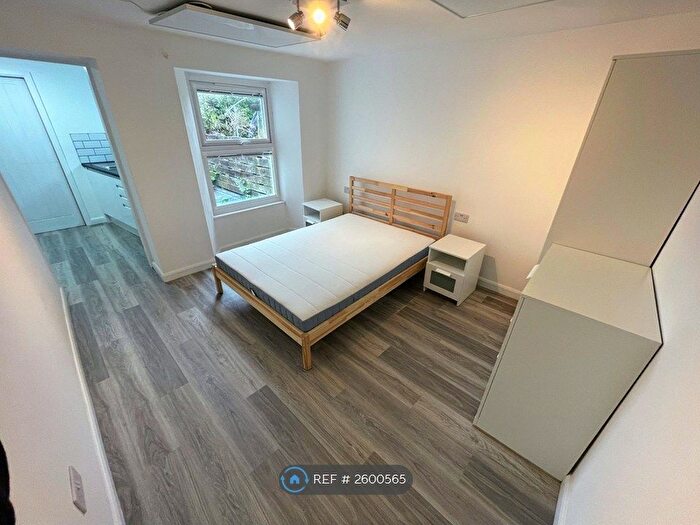 Studio To Rent In Fore Street, Newquay, TR7