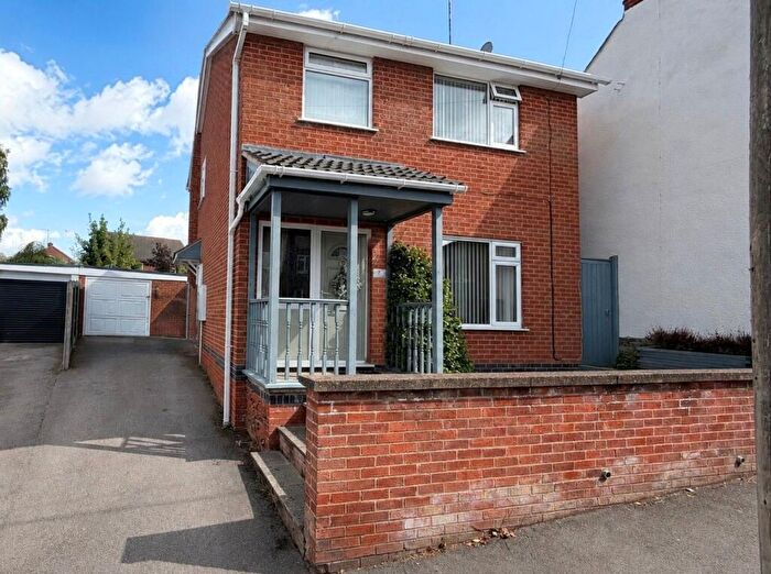 3 Bedroom Detached House For Sale In Bennetts Hill, Dunton Bassett, Lutterworth, LE17