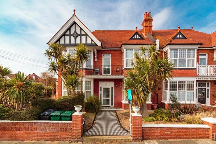 2 Bedroom Flat To Rent In Aymer Road, Hove, East Sussex, BN3