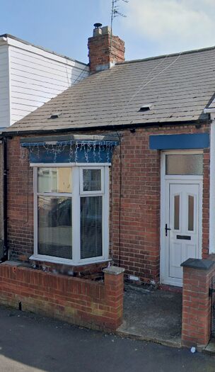 2 Bedroom Cottage To Rent In Regent Terrace, Grangetown, SR2
