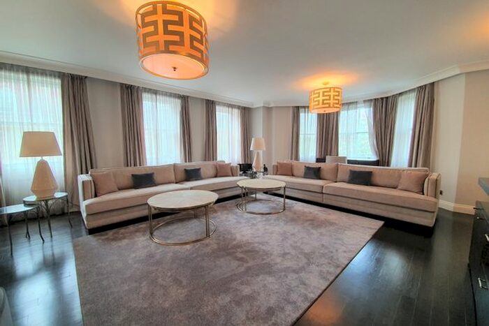 4 Bedroom Flat To Rent In Prince Of Wales Terrace, Hyde Park, Pwall, W8