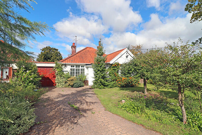 2 Bedroom Detached Bungalow For Sale In Old London Road, Copdock, IP8