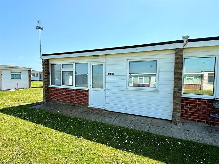 2 Bedroom Chalet For Sale In Newport Road, Hemsby, NR29