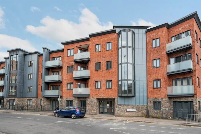 1 Bedroom Apartment To Rent In Weldale Street, Reading, RG1