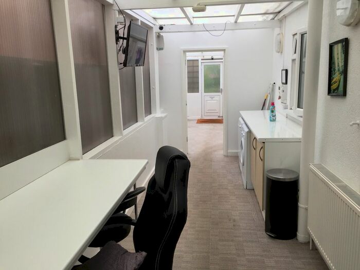 5 Bedroom Semi-Detached House To Rent In Brancker Road, Harrow HA3