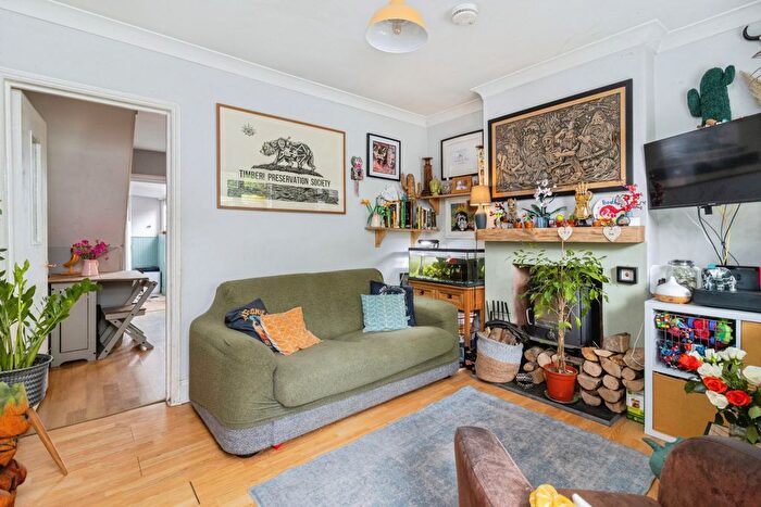 2 Bedroom Terraced House For Sale In Bowden Hill, Crediton, EX17