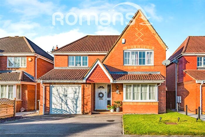 4 Bedroom House To Rent In Wentworth Crescent, Beggarwood, Basingstoke, RG22