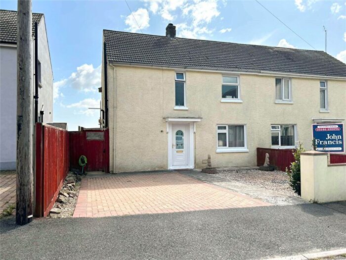 3 Bedroom Semi-Detached House For Sale In Jordans Close, Steynton, Milford Haven, Pembrokeshire, SA73