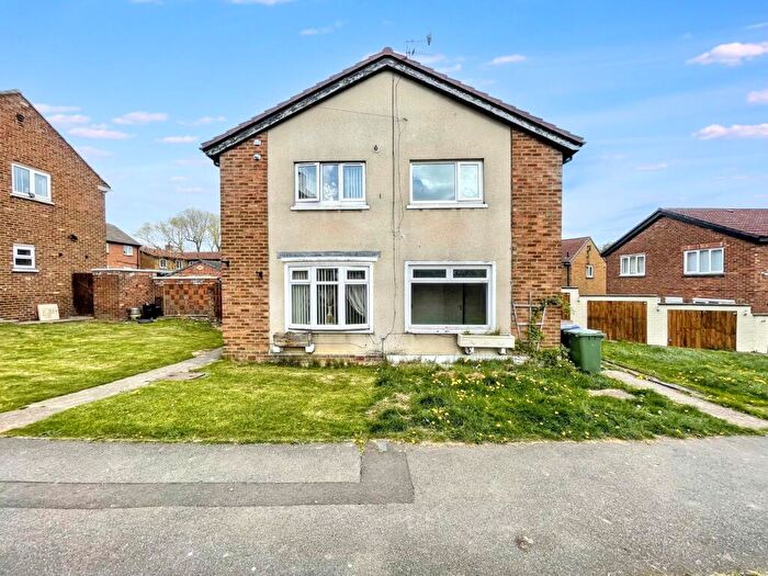2 Bedroom Semi-Detached House For Sale In Basingstoke Road, Peterlee, Durham, SR8