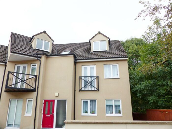 2 Bedroom Apartment To Rent In Newent Avenue, Bristol, BS15