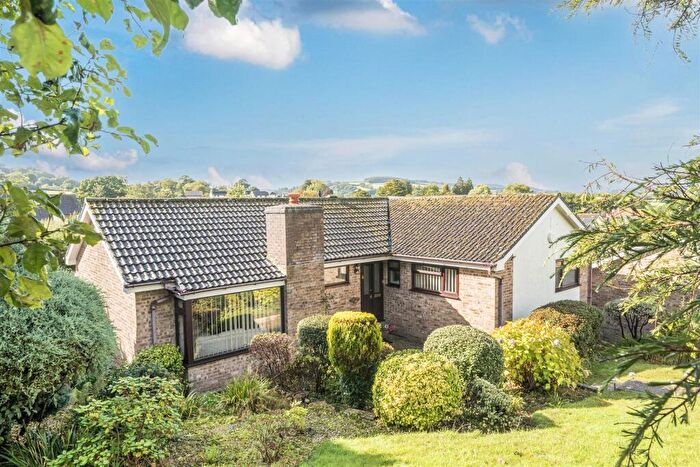 3 Bedroom Bungalow For Sale In Burnards Close, Colyton, EX24
