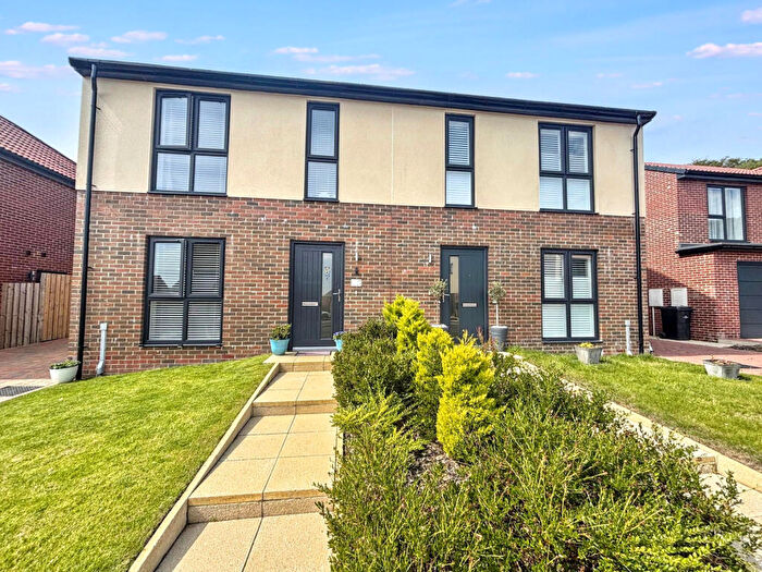 3 Bedroom Semi-Detached House For Sale In Barn Close, Willow Farm, Choppington, Northumberland, NE62