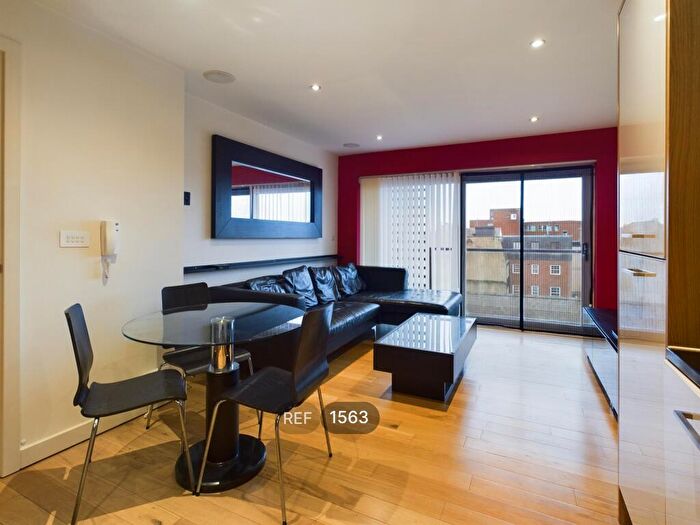 1 Bedroom Apartment To Rent In The Sawmill, Dock Street, HU1