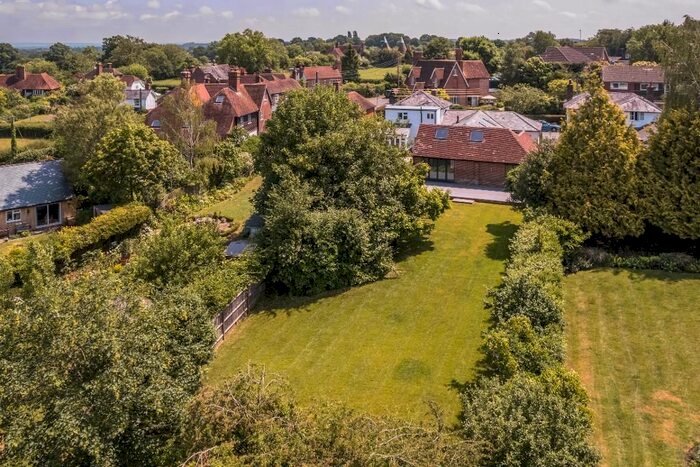 3 Bedroom Detached House For Sale In The Street, Frittenden, Kent, TN17