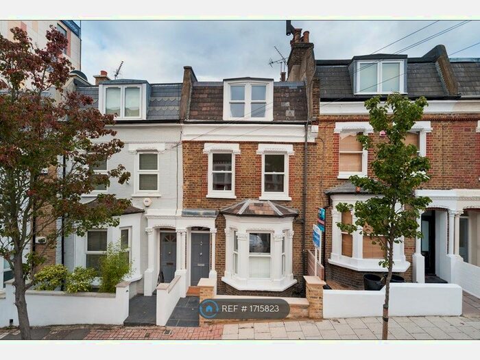 4 Bedroom Terraced House To Rent In Mossbury Road, London, SW11