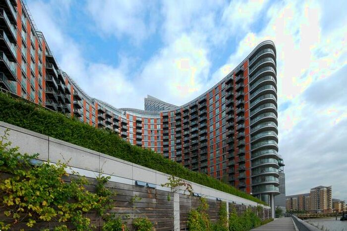 Studio To Rent In New Providence Wharf, Canary Wharf, London, E14