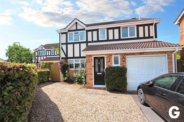 4 Bedroom Detached House For Sale In Pelican Mead, Hightown, Ringwood, Hampshire, BH24
