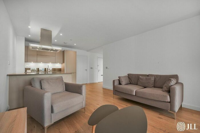 1 Bedroom Flat To Rent In Stratosphere Tower, London, E15