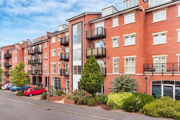 2 Bedroom Flat To Rent In Mill Green, Congleton, CW12
